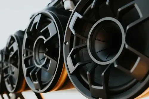 speakers