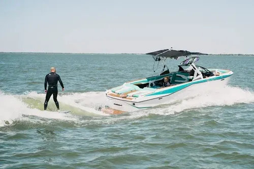 wakesurfing